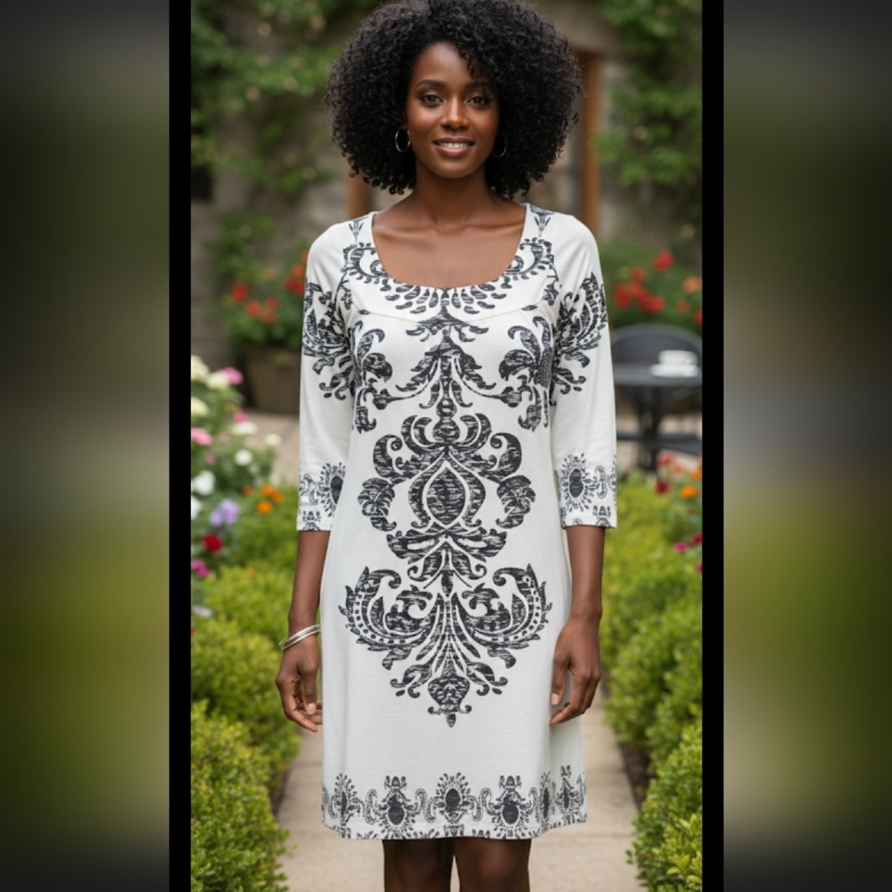 Adore Women's Black and White Dress